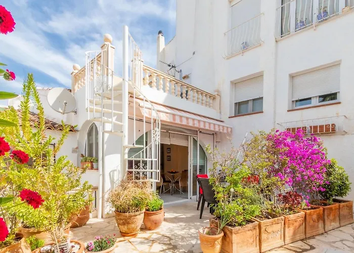 9 * Moraira