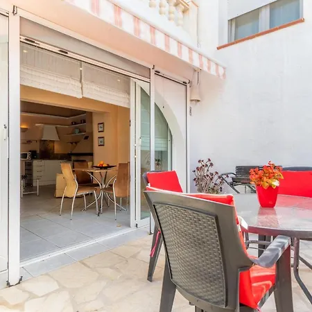 9 Apartment